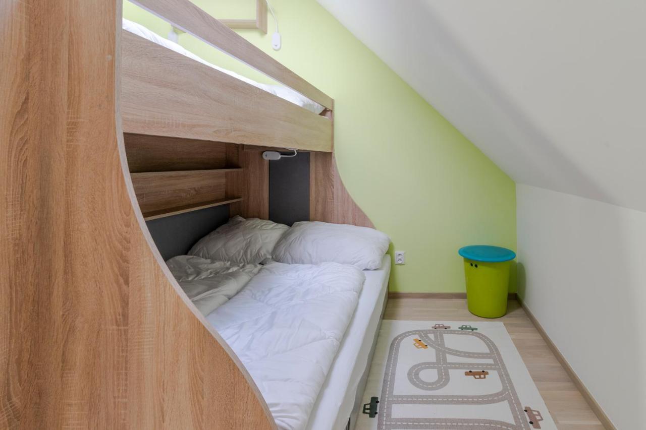 Apartman Horni Misecky - Luxusni Ubytovani Pro Dve Rodiny S Detmi Extérieur photo