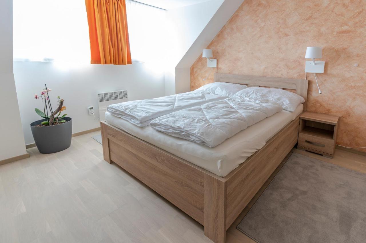 Apartman Horni Misecky - Luxusni Ubytovani Pro Dve Rodiny S Detmi Extérieur photo